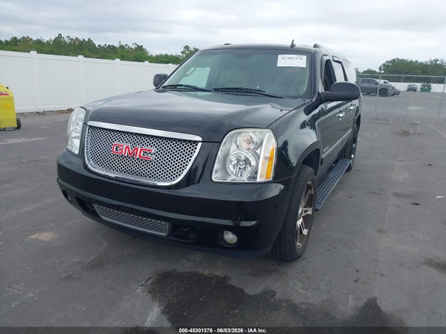 GMC Yukon Denali
