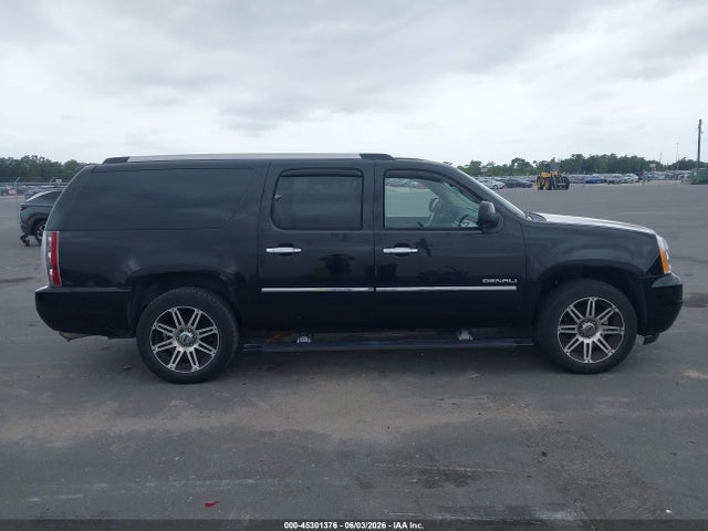 GMC Yukon Denali