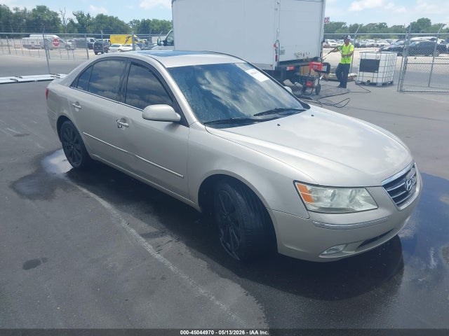 Salvage Hyundai SONATA Image