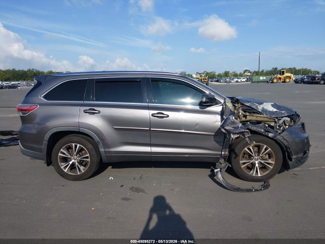 Toyota Highlander Xle V6