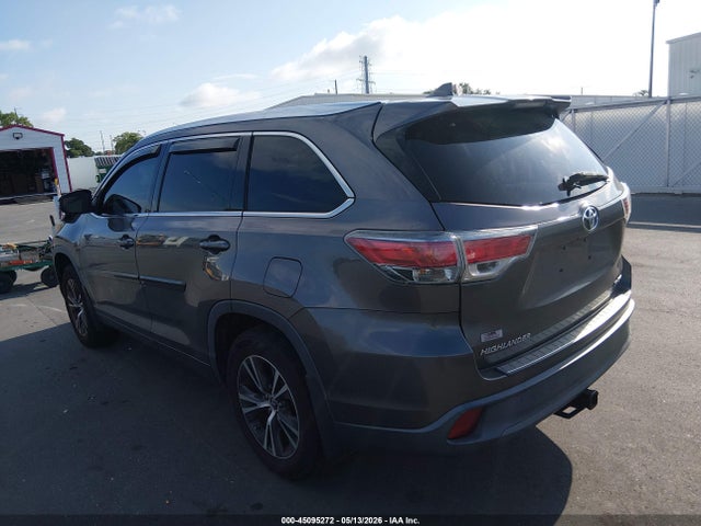 Toyota Highlander Xle V6