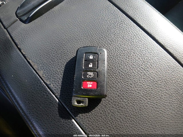 Toyota Highlander Xle V6