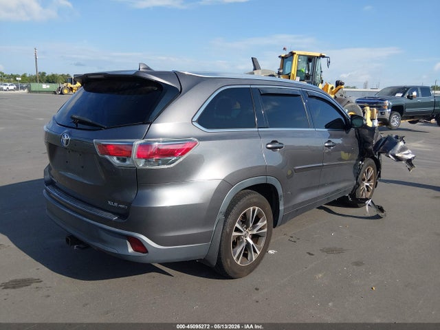 Toyota Highlander Xle V6