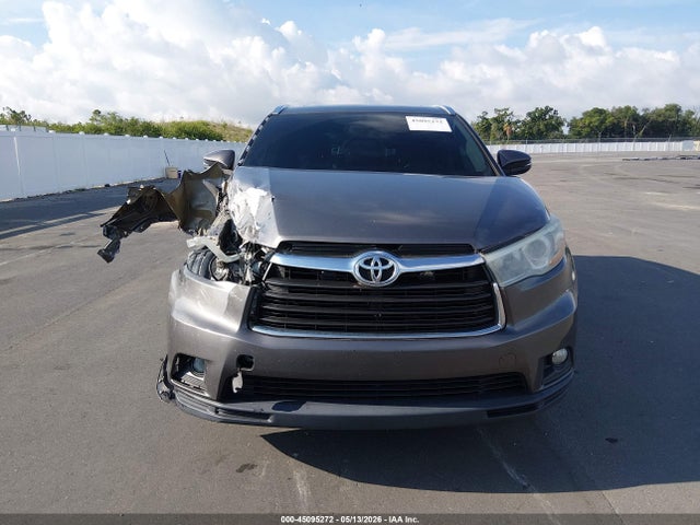 Toyota Highlander Xle V6