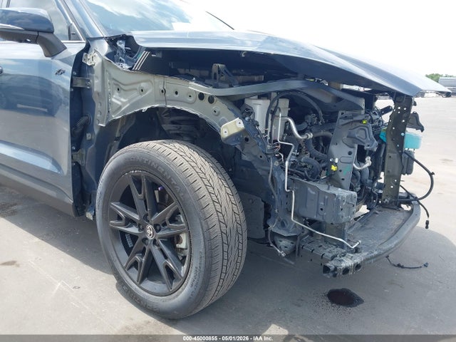 Toyota Grand Highlander Limited
