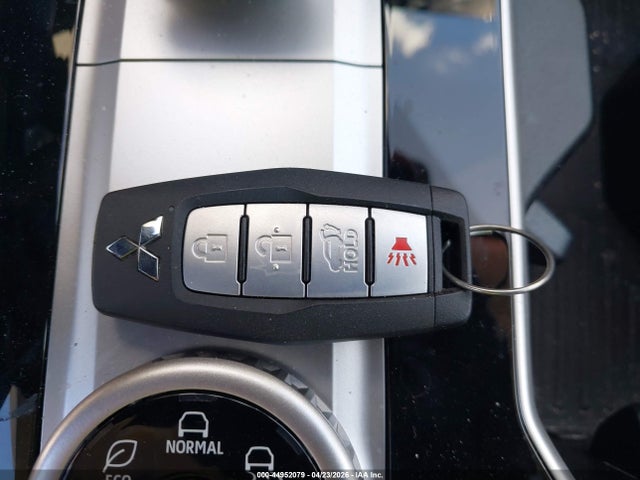 Mitsubishi Outlander Se 2.5 2wd