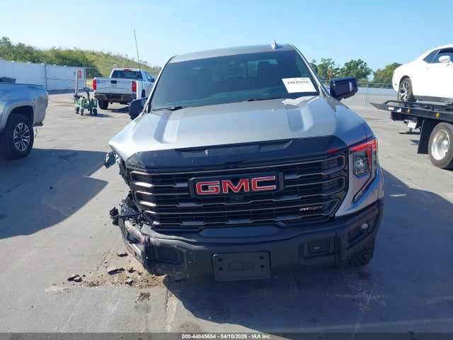 GMC Sierra 1500 4wd  Short Box At4x
