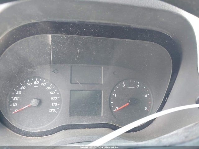 Mercedes-Benz Sprinter 2500 High Roof V6