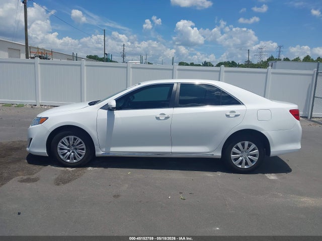Toyota Camry Le