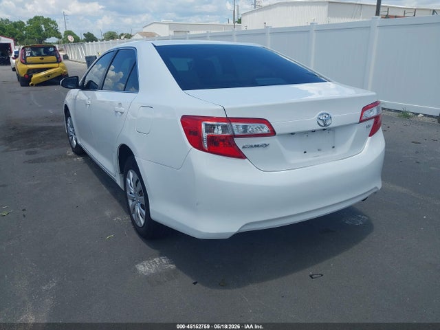 Toyota Camry Le