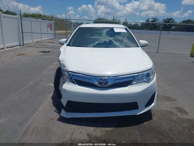 Toyota Camry Le