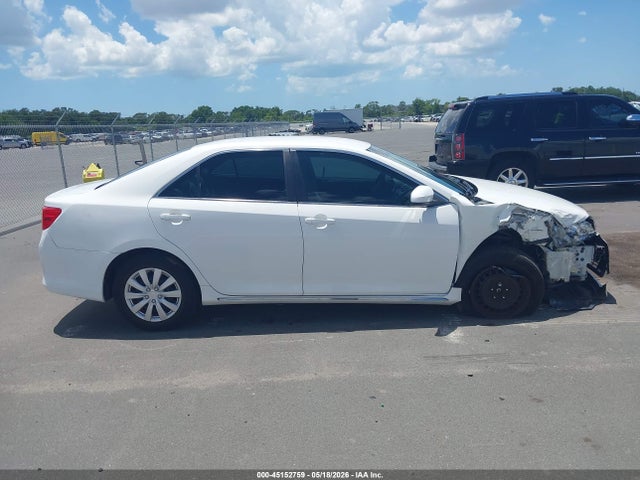 Toyota Camry Le