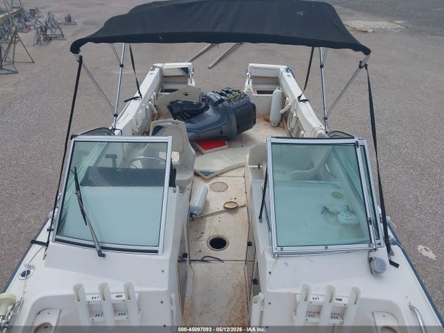Grady White 25