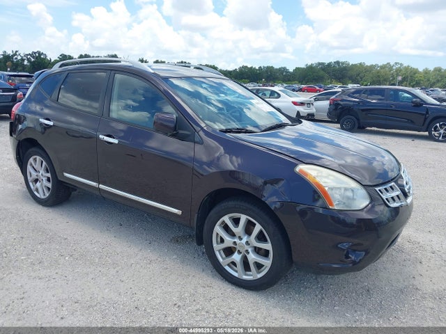 Salvage Nissan Rogue Image