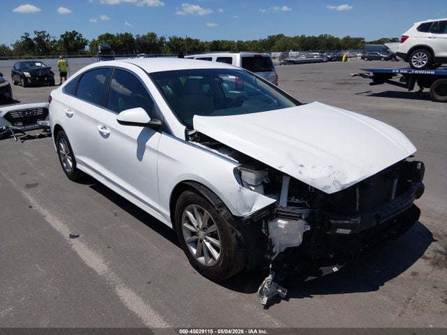 Salvage Hyundai SONATA Image