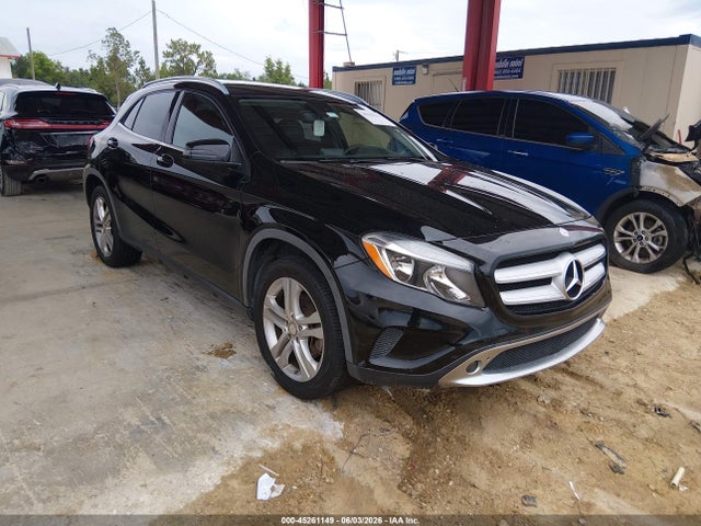 Salvage Mercedes-Benz GLA Image