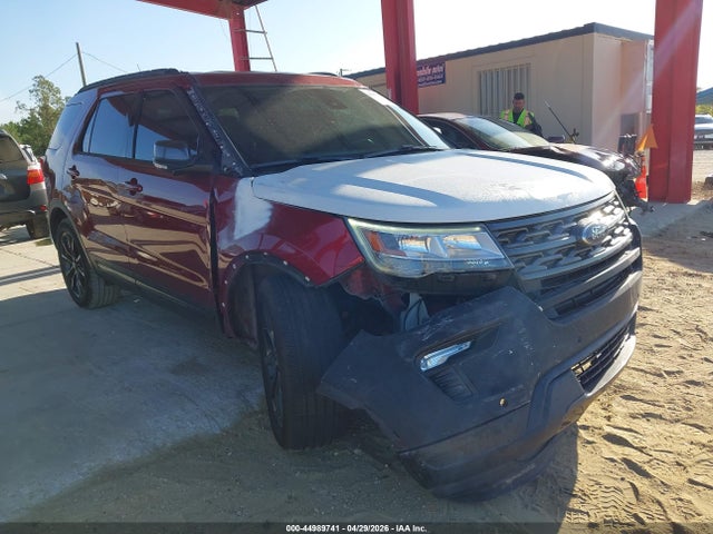 Salvage Ford Explorer Image