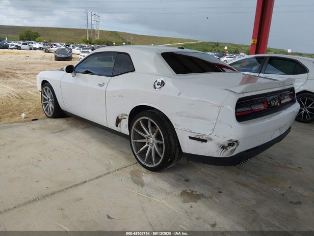 Dodge Challenger Sxt