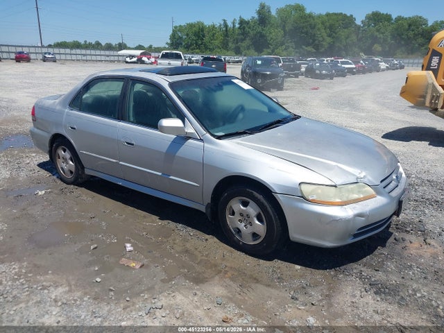 Salvage Honda Accord Image
