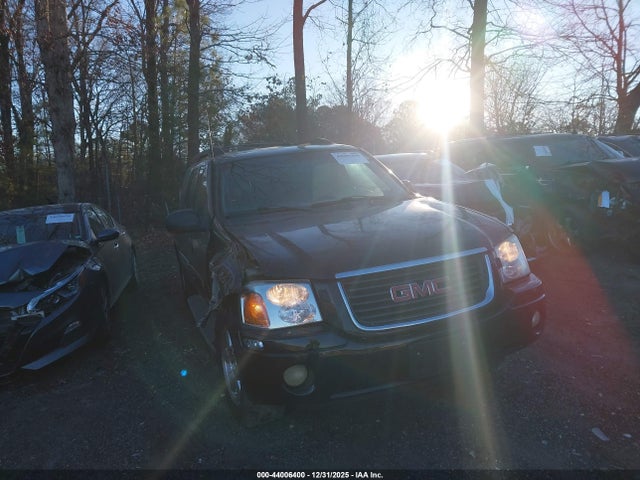 Salvage GMC Envoy XL Image