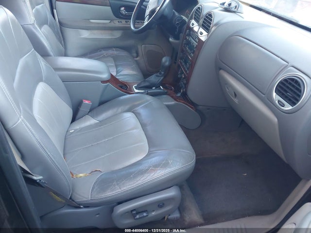GMC Envoy XL Slt