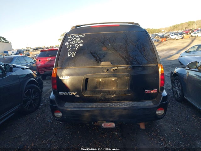GMC Envoy XL Slt