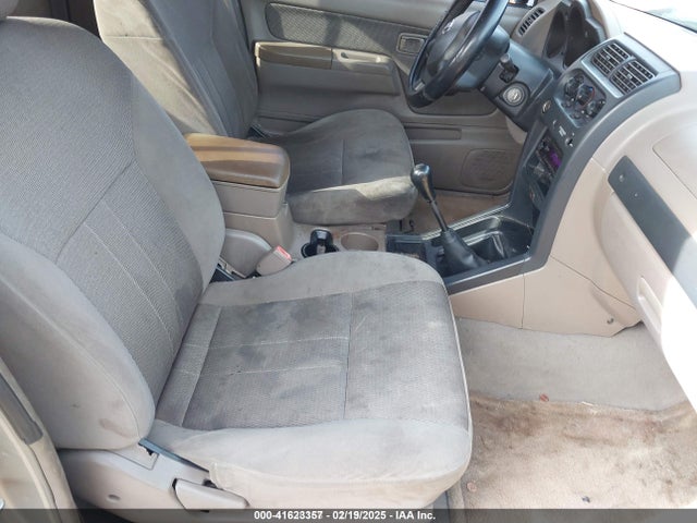 Nissan Frontier Xe