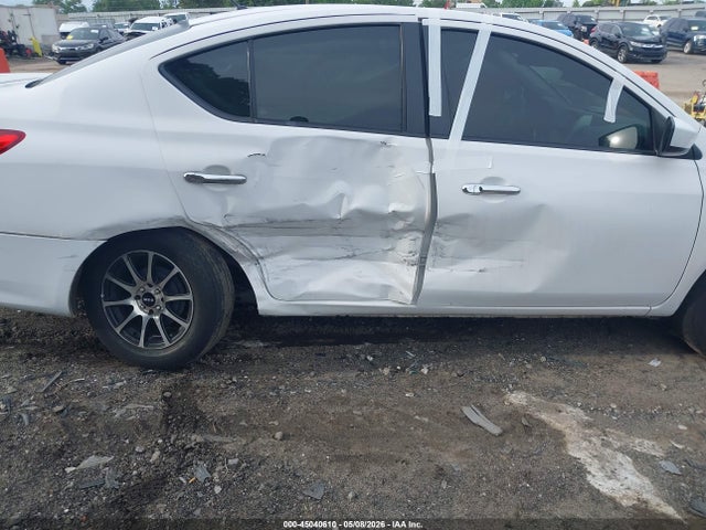 Nissan Versa 1.6 Sv