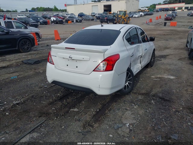 Nissan Versa 1.6 Sv