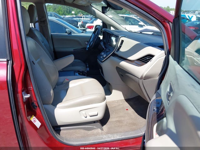 Toyota Sienna Xle 8 Passenger