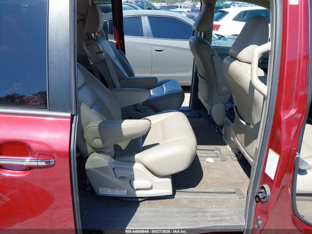 Toyota Sienna Xle 8 Passenger