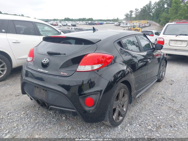 Hyundai VELOSTER Turbo