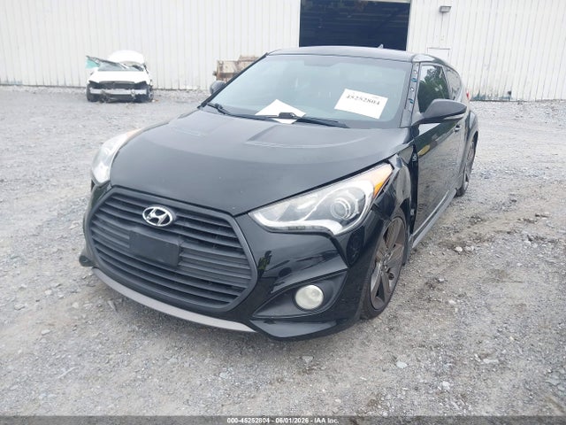 Hyundai VELOSTER Turbo