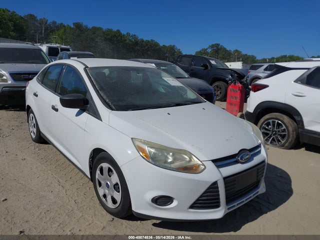 Salvage Ford Focus Image