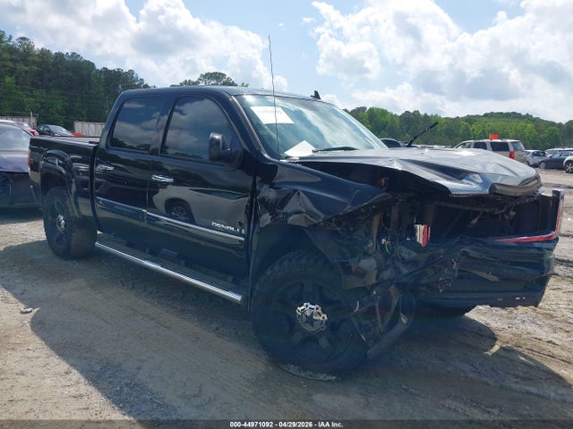 Salvage GMC Sierra 1500 Image