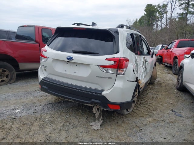 Subaru Forester Premium