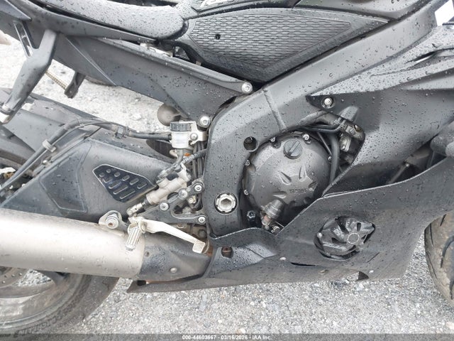 Yamaha Yzfr6