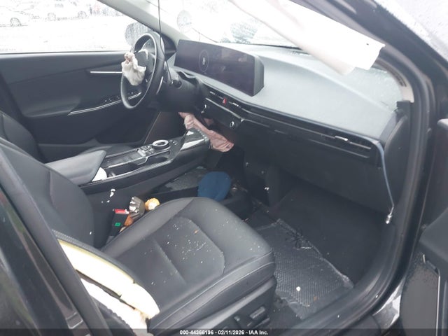 Kia EV6 Wind