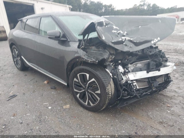 Salvage Kia EV6 Image
