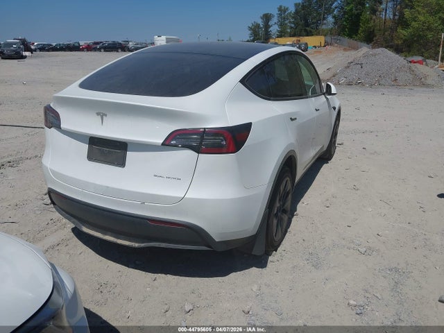 Tesla Model Y Long Range Dual Motor All-wheel Drive