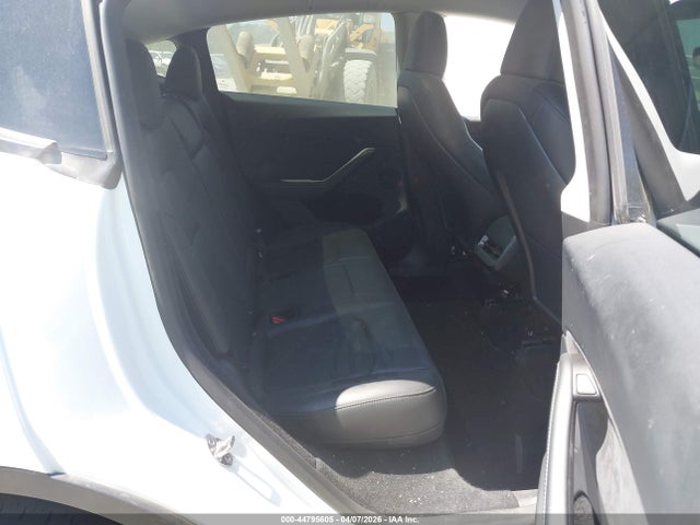 Tesla Model Y Long Range Dual Motor All-wheel Drive