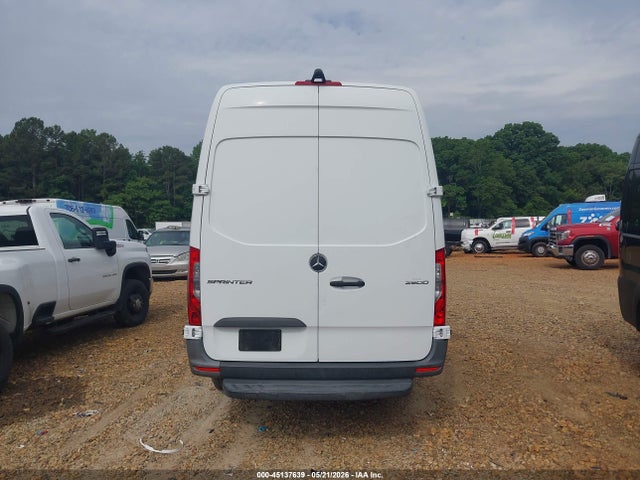 Mercedes-Benz Sprinter 2500 High Roof V6