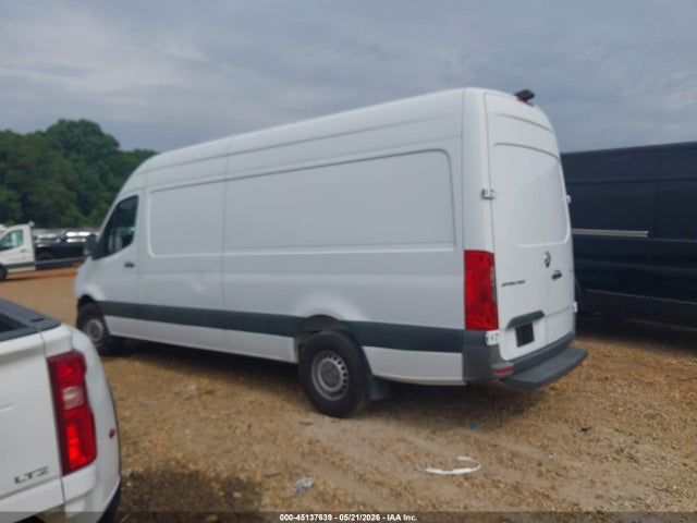 Mercedes-Benz Sprinter 2500 High Roof V6