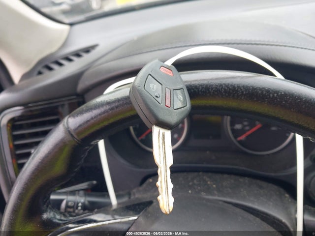 Mitsubishi Outlander Es
