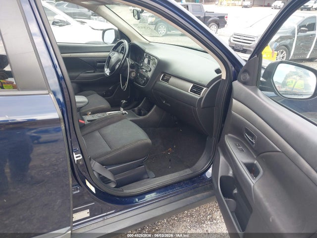 Mitsubishi Outlander Es