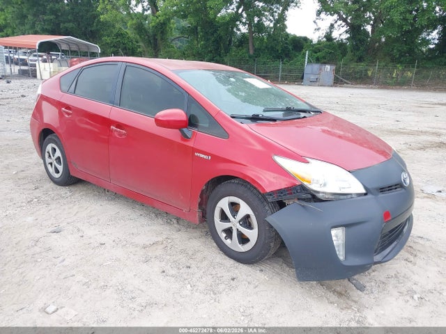 Salvage Toyota Prius Image