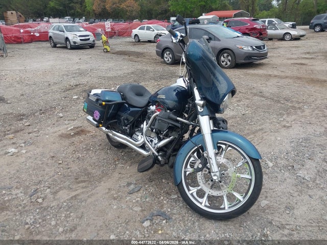Salvage Harley-Davidson Flhxs Image
