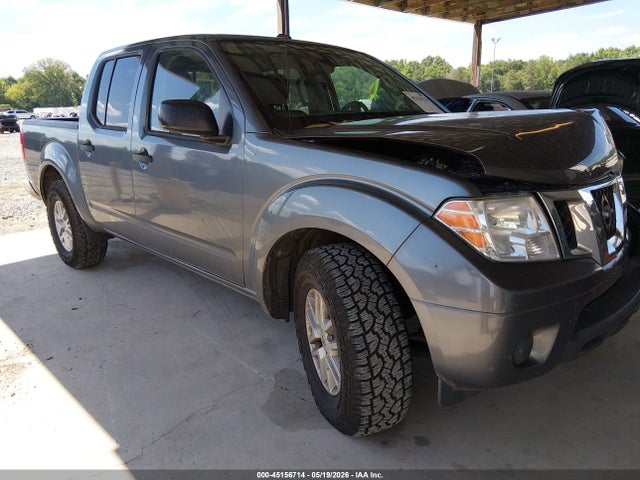 Salvage Nissan Frontier Image