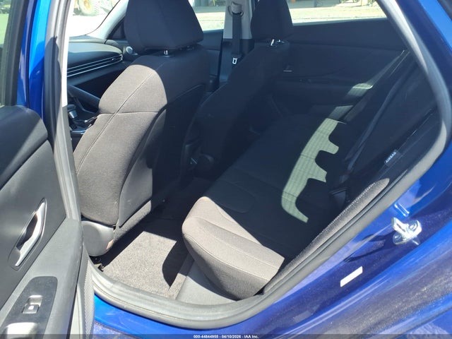 Hyundai ELANTRA Sel