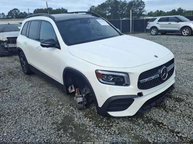 Salvage Mercedes-Benz GLB Image
